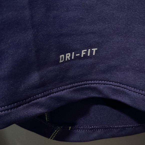 Women’s 1/2 Zip Nike Dry Fit Running Shirt - Small - Picture 2 of 4